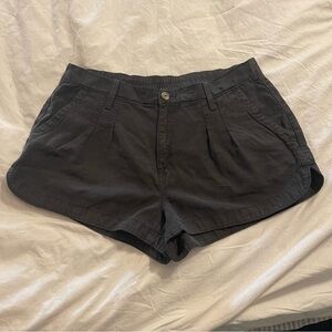 Aerie Women's Cargo Shorts size Large in Dark Gray